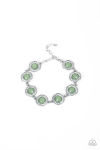 green,lobster claw clasp,Twinkling Trajectory Green Bracelet