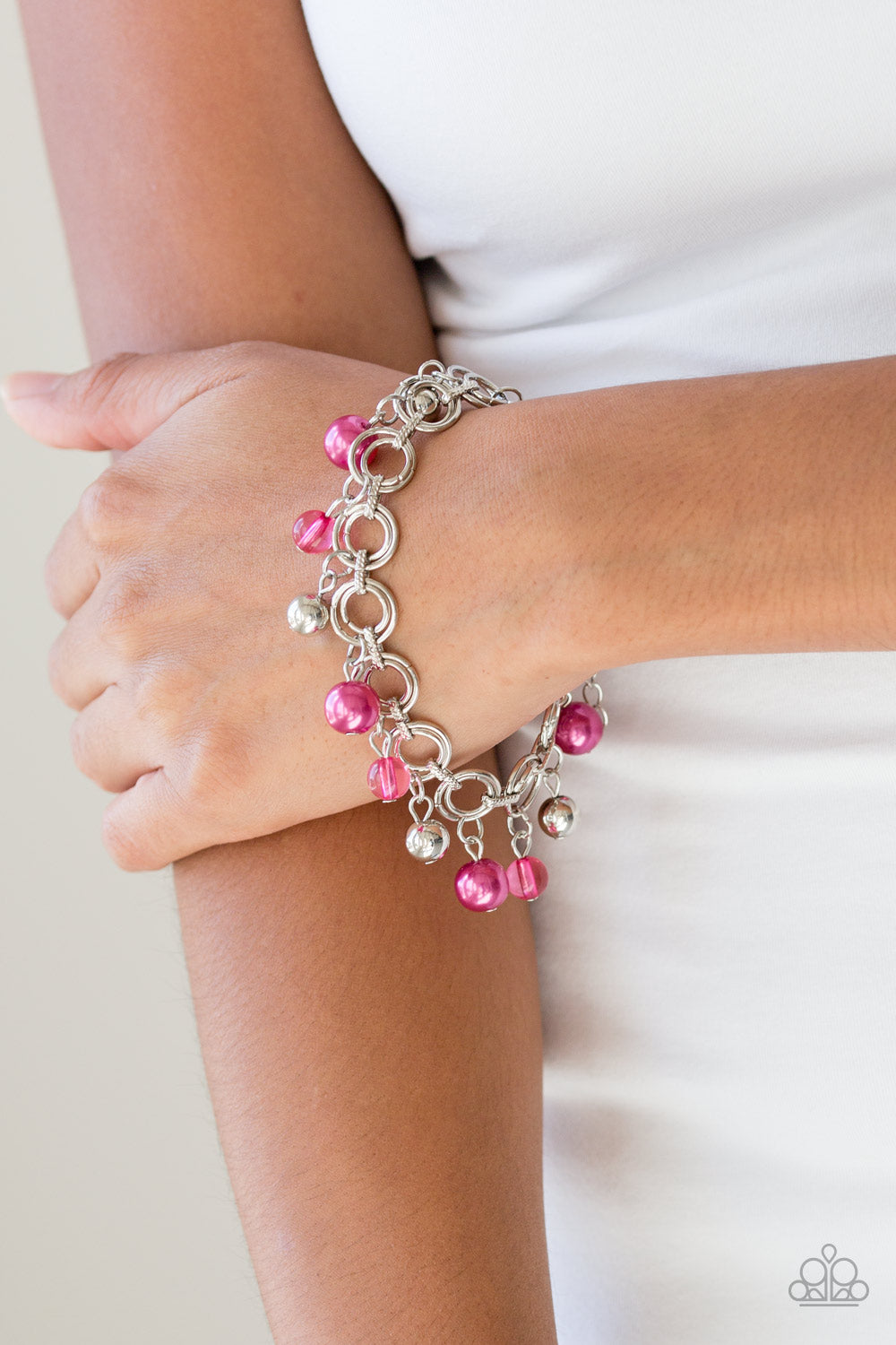 Paparazzi pink deals pearl bracelet