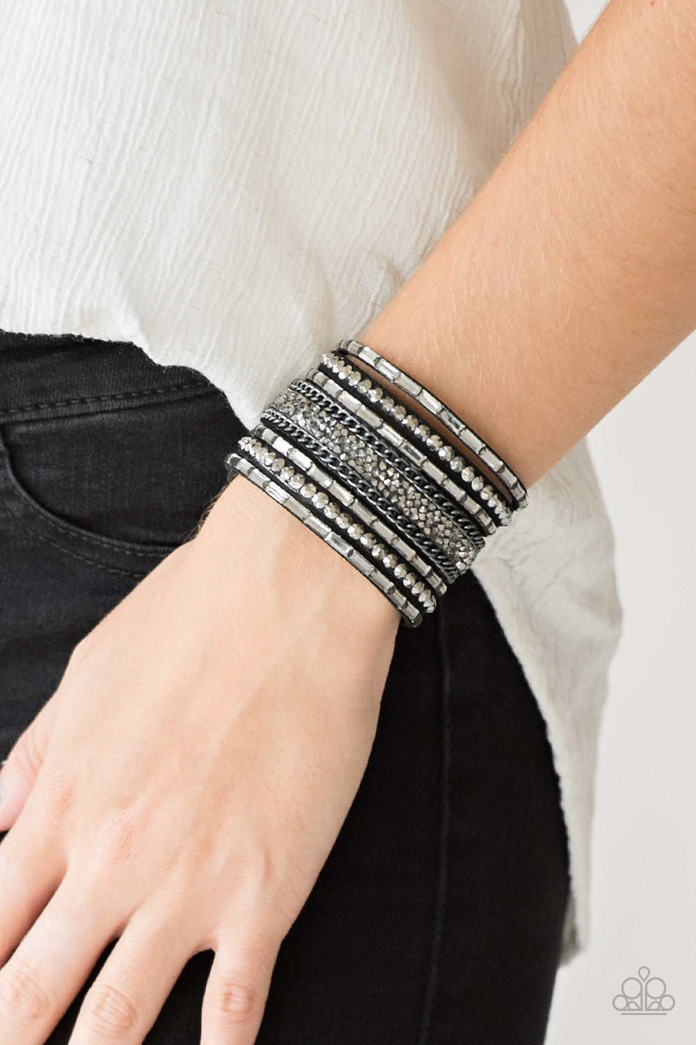 Black wrap on sale bracelet paparazzi