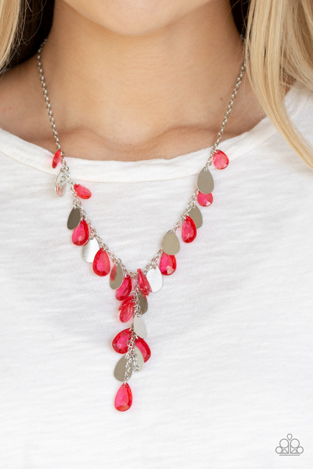 Paparazzi hurricane store season red necklace