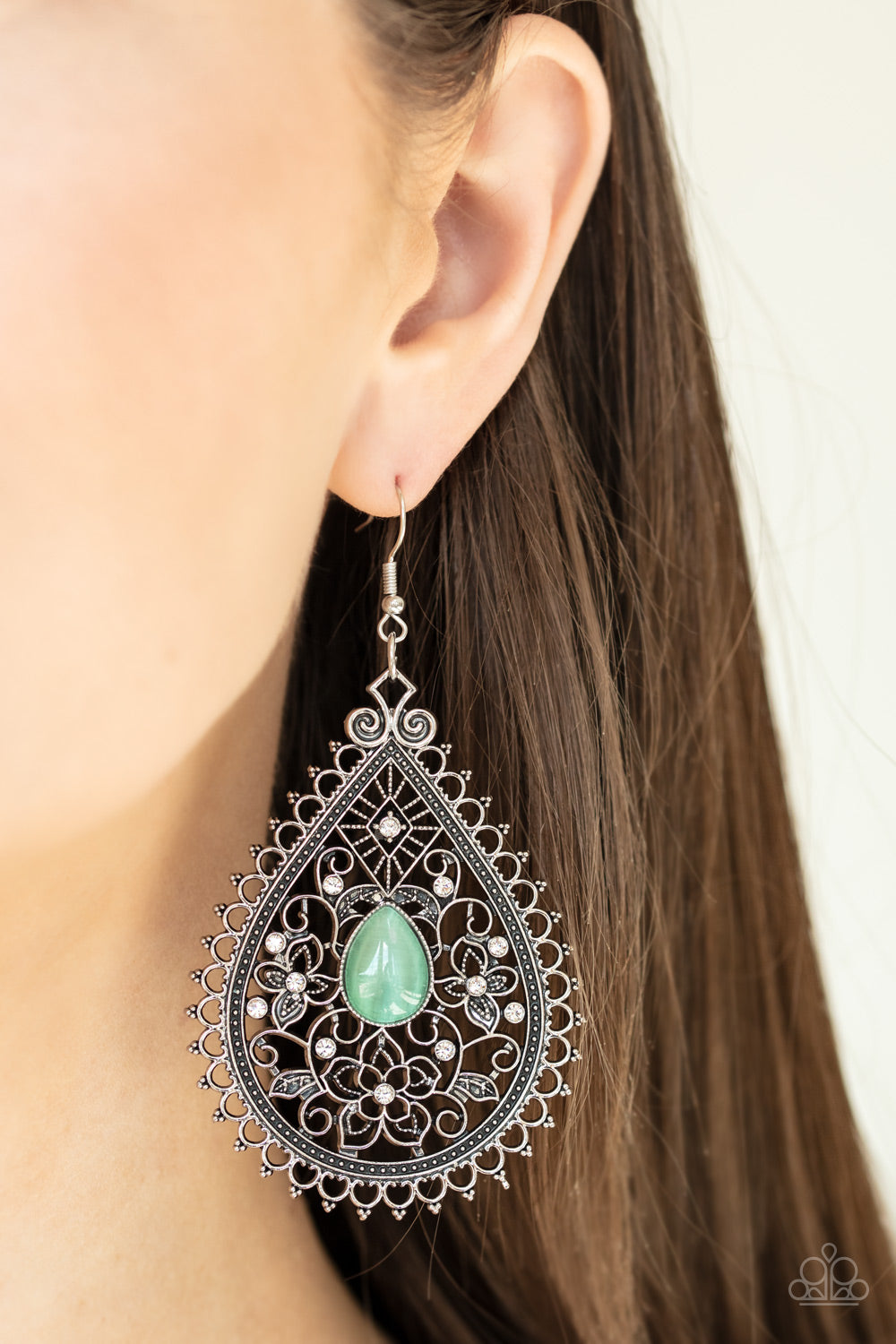 Green Crystal Large Dangle Piercing Earrings Luxury Statement Petals Long  Pendant Modern Women Geometric Party Fashion
