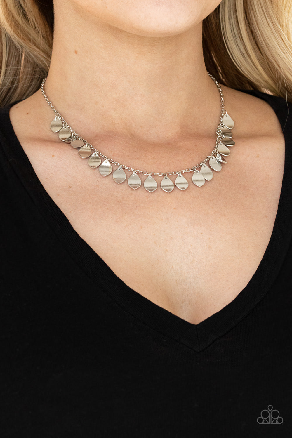 Dainty DISCovery - Silver Necklace Paparazzi Accessories