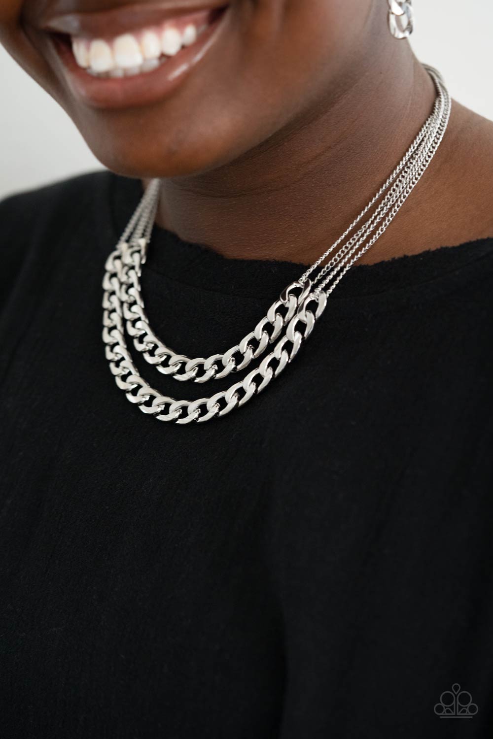 Urban Culture - Silver Necklace Paparazzi Accessories